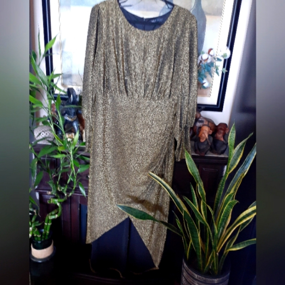 Hi low dress Gold and black